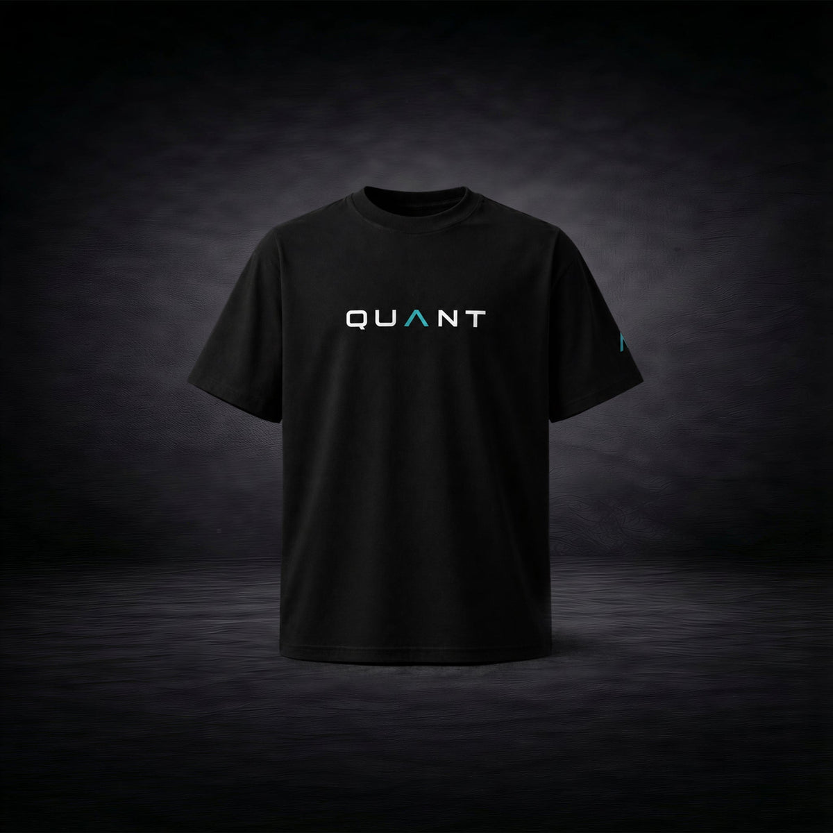 Core collection — Quant front-logo tee